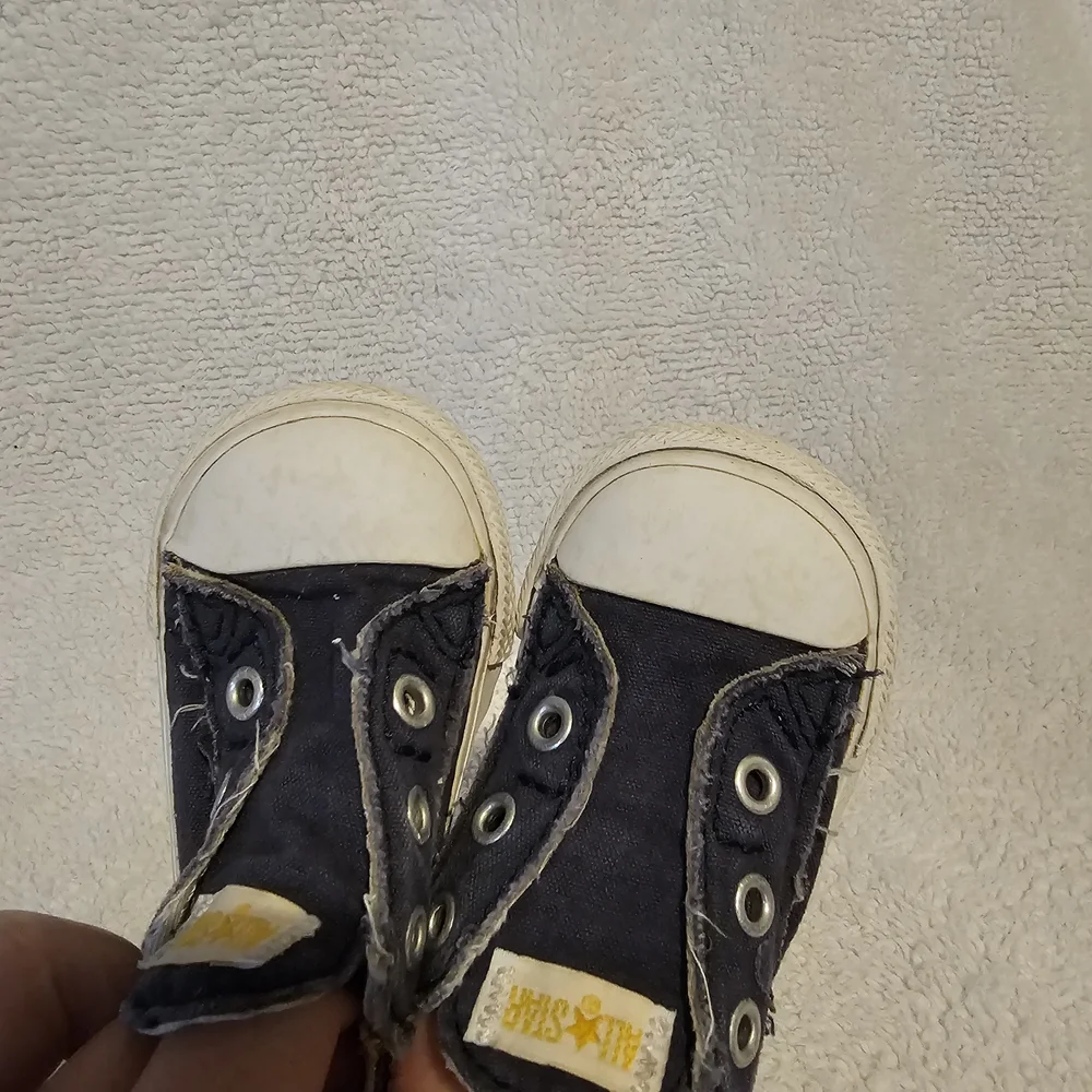 Converse Kids Sneakers - Navy and White‎